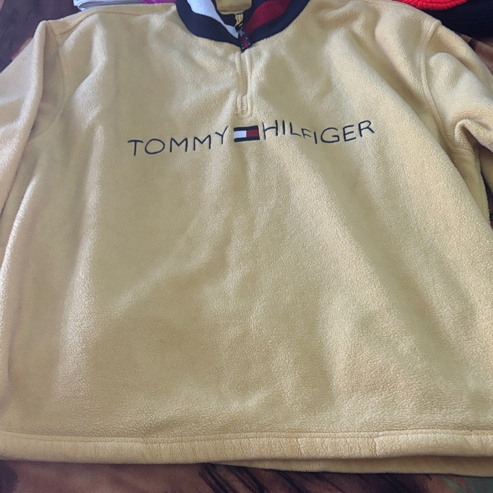 Tommy Hilfiger Men's Zip-Up Yellow Sweater - Picture 7 of 7